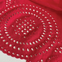 Load image into Gallery viewer, Cotton with Scalloped Edge Deadstock - Red