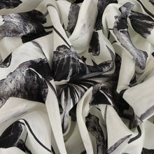 Load image into Gallery viewer, Lightweight Silk Linen Slub Print Deadstock - Anthea
